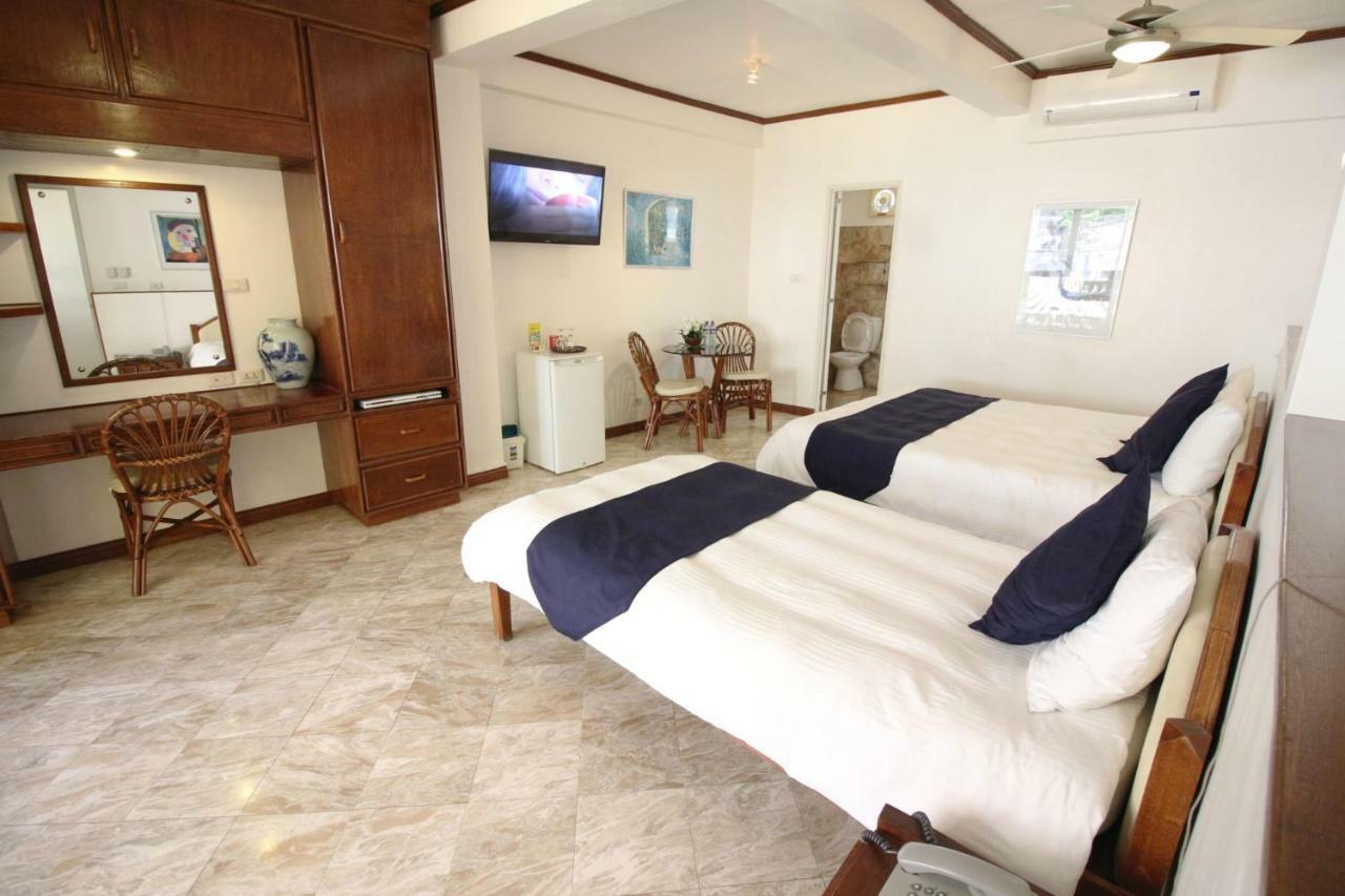 Mermaid Resort And Dive Center Puerto Galera Buitenkant foto